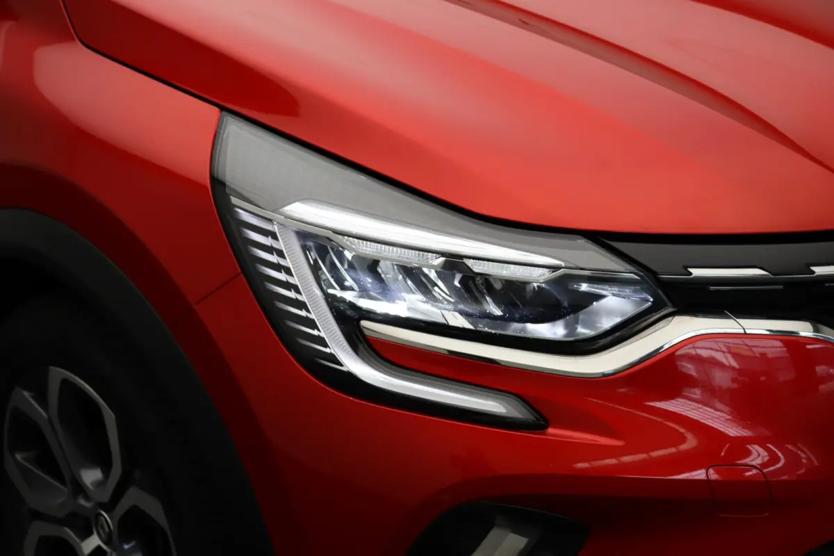 1.6 E-Tech full hybrid 145 techno | Cruise Control | Climate Control | Schuif/kanteldak | Licht Metalen Velgen | Half Lederen Bekleding | PDC sensoren voor/achter | Navigatie Systeem |
