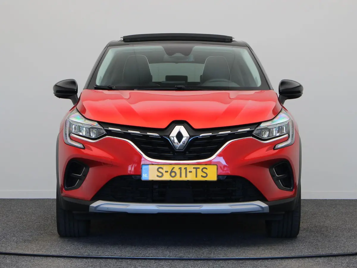 1.6 E-Tech full hybrid 145 techno | Cruise Control | Climate Control | Schuif/kanteldak | Licht Metalen Velgen | Half Lederen Bekleding | PDC sensoren voor/achter | Navigatie Systeem |