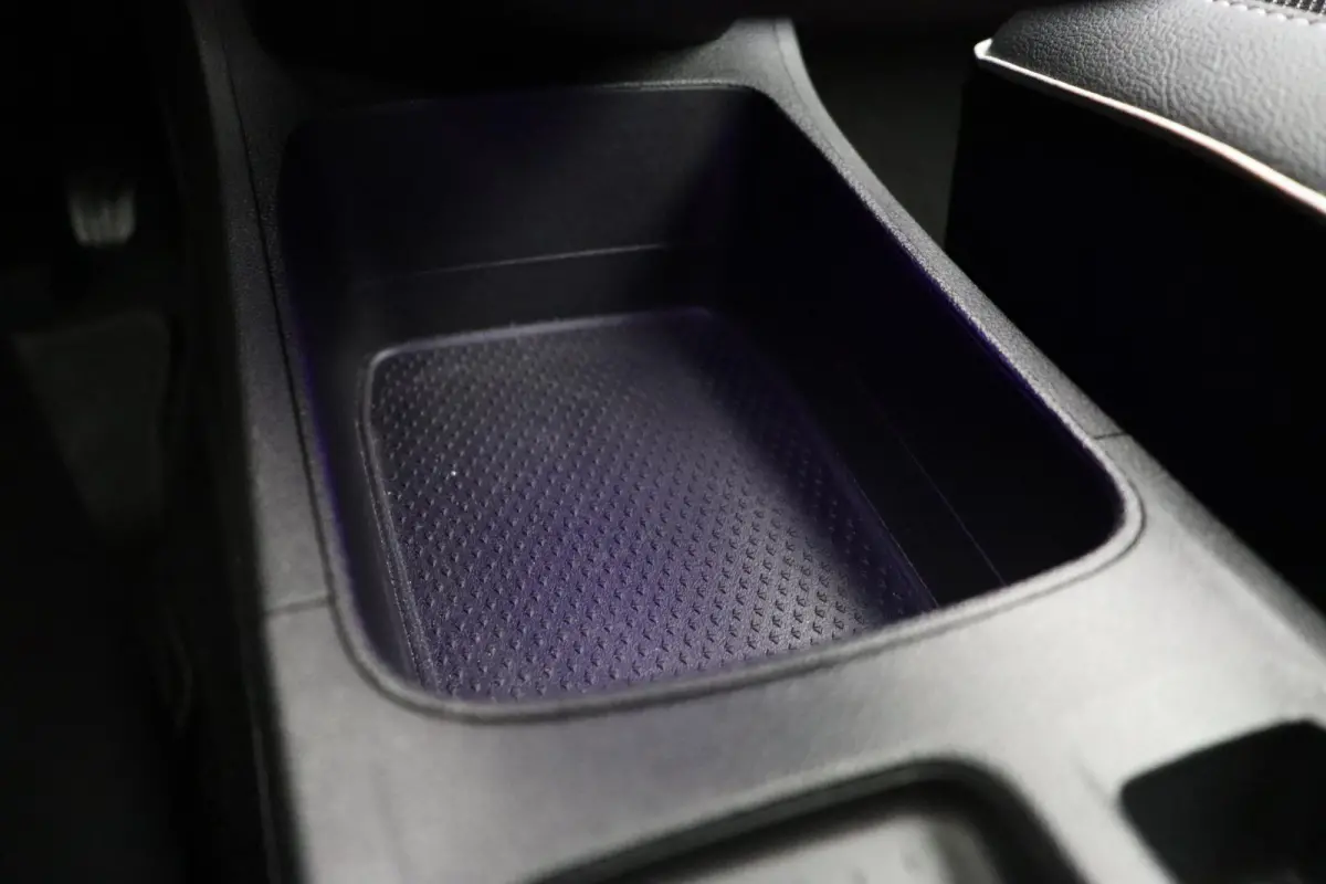 1.6 E-Tech full hybrid 145 techno | Cruise Control | Climate Control | Schuif/kanteldak | Licht Metalen Velgen | Half Lederen Bekleding | PDC sensoren voor/achter | Navigatie Systeem |