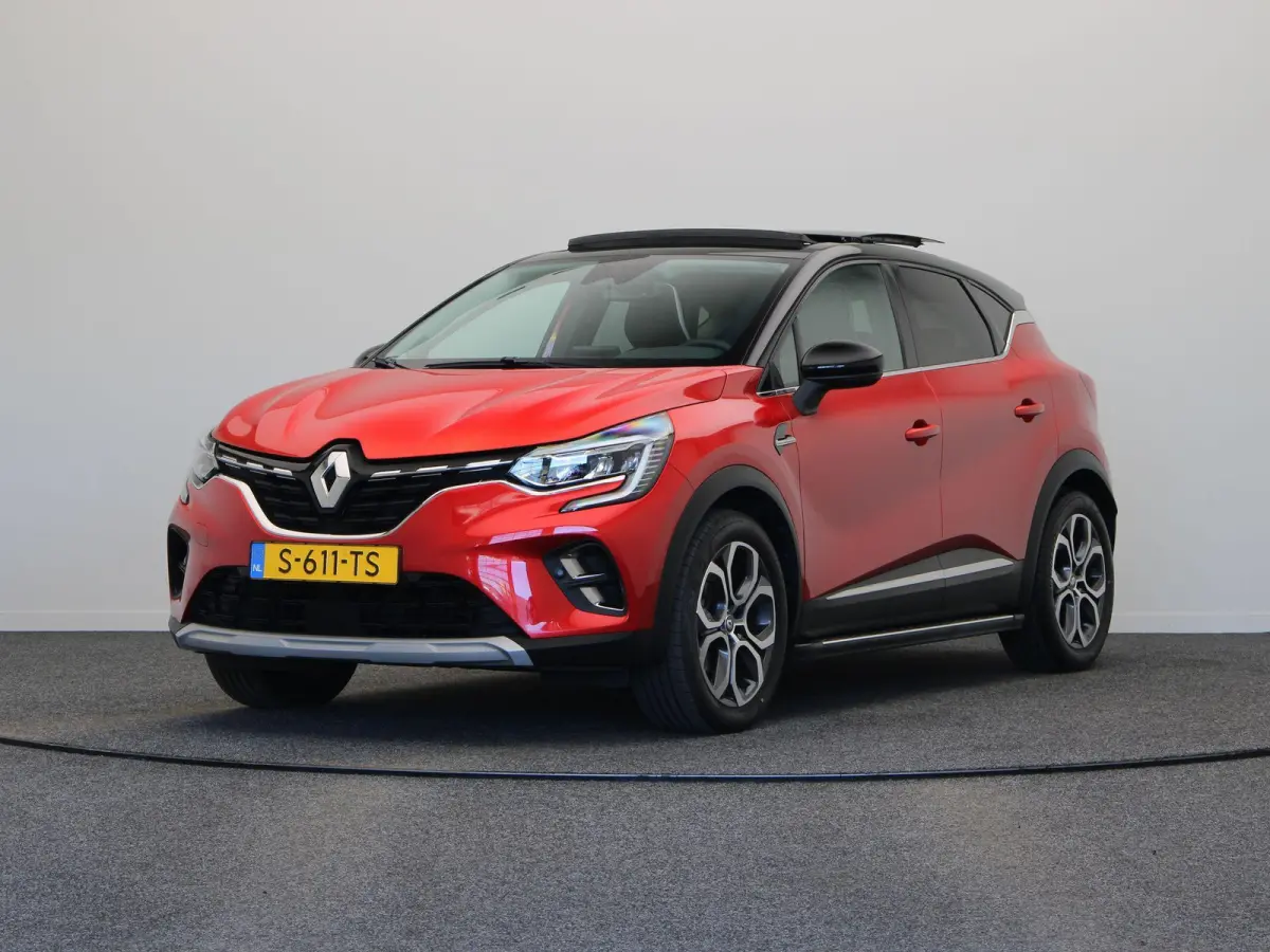 1.6 E-Tech full hybrid 145 techno | Cruise Control | Climate Control | Schuif/kanteldak | Licht Metalen Velgen | Half Lederen Bekleding | PDC sensoren voor/achter | Navigatie Systeem |