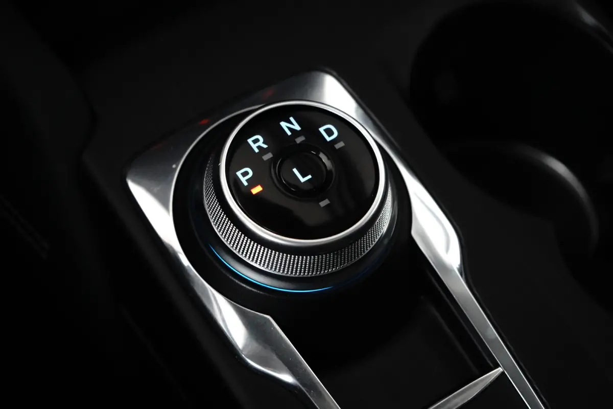 2.5 PHEV Vignale | SOH 96% | Pano | Trekhaak | Adap. Cruise | Carplay | Leder