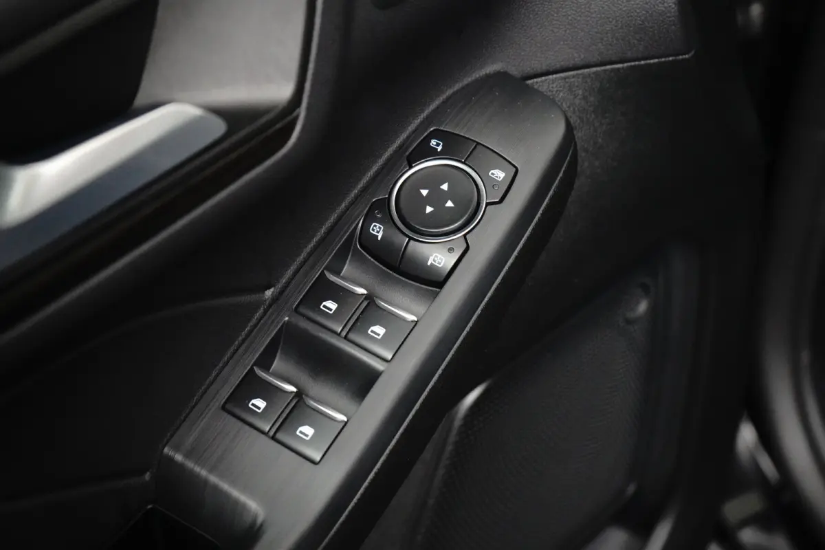 2.5 PHEV Vignale | SOH 96% | Pano | Trekhaak | Adap. Cruise | Carplay | Leder