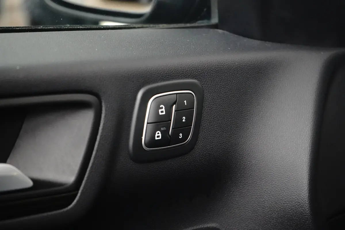 2.5 PHEV Vignale | SOH 96% | Pano | Trekhaak | Adap. Cruise | Carplay | Leder