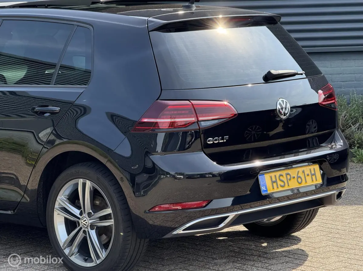 1.0 TSI Trendline - Pano - Keyless - ACC - Blindspot -
