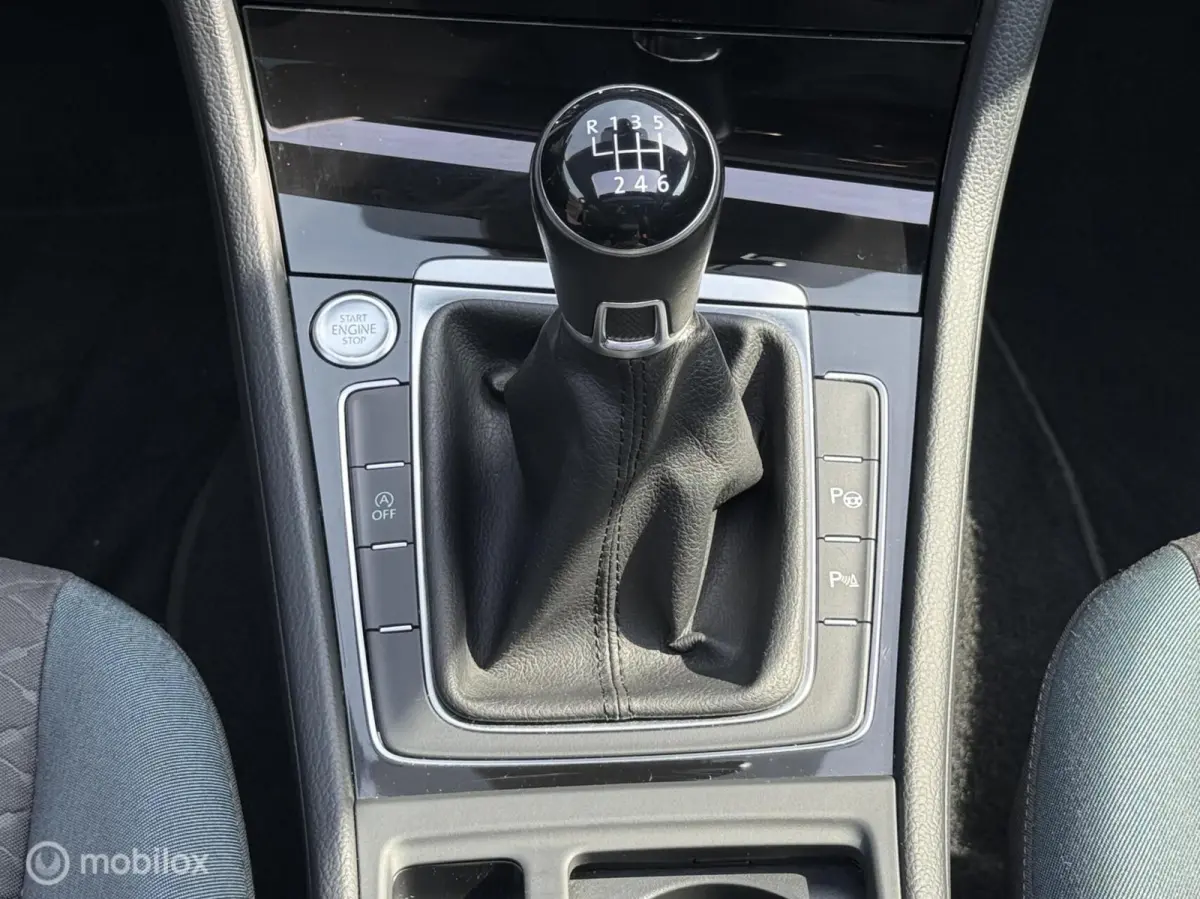 1.0 TSI Trendline - Pano - Keyless - ACC - Blindspot -