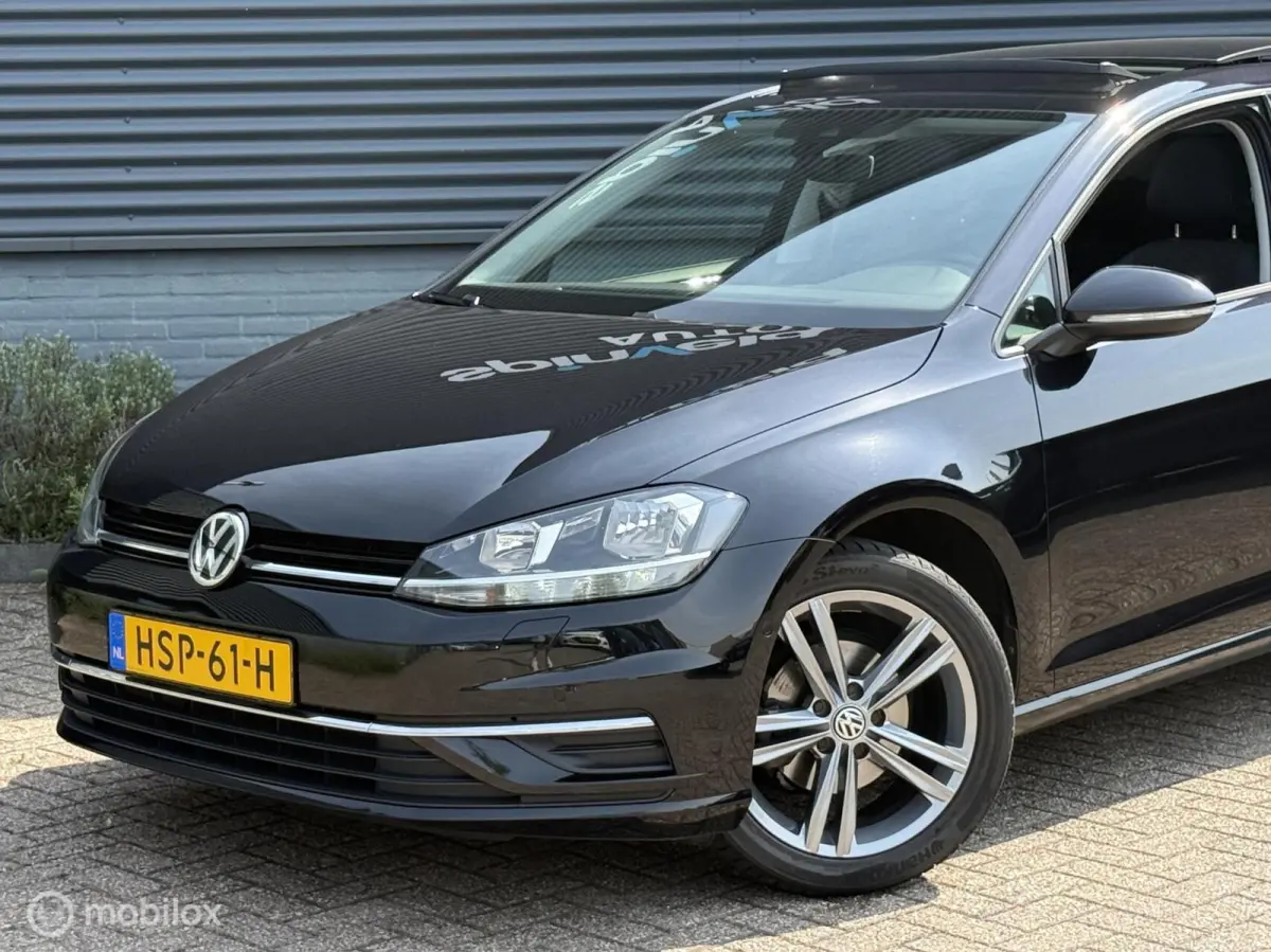 1.0 TSI Trendline - Pano - Keyless - ACC - Blindspot -