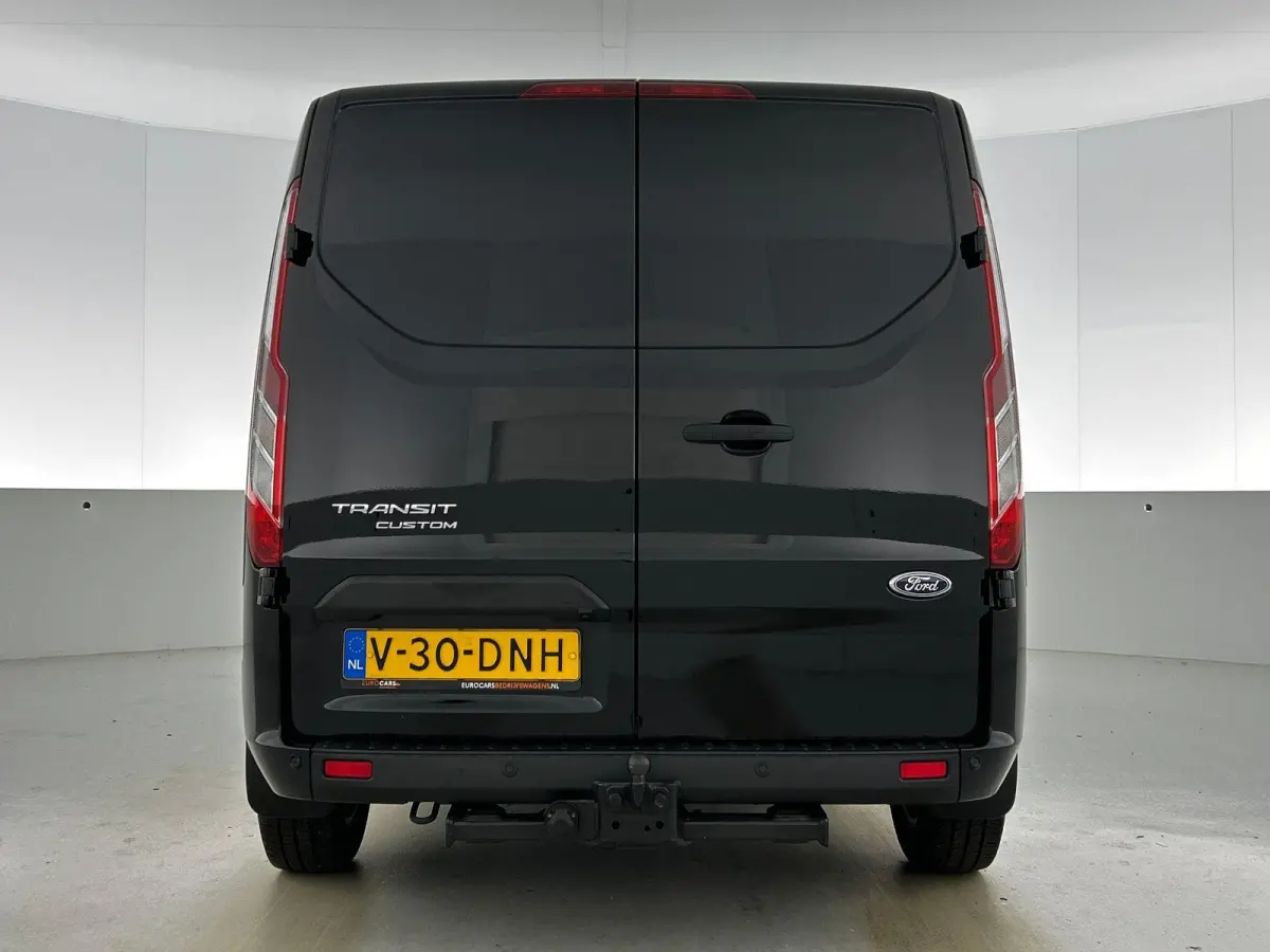 300 2.0 TDCI L2H1 Trend Automaat Airco Navigatie Cruisecontrol Camera Parkeersensoren Trekhaak