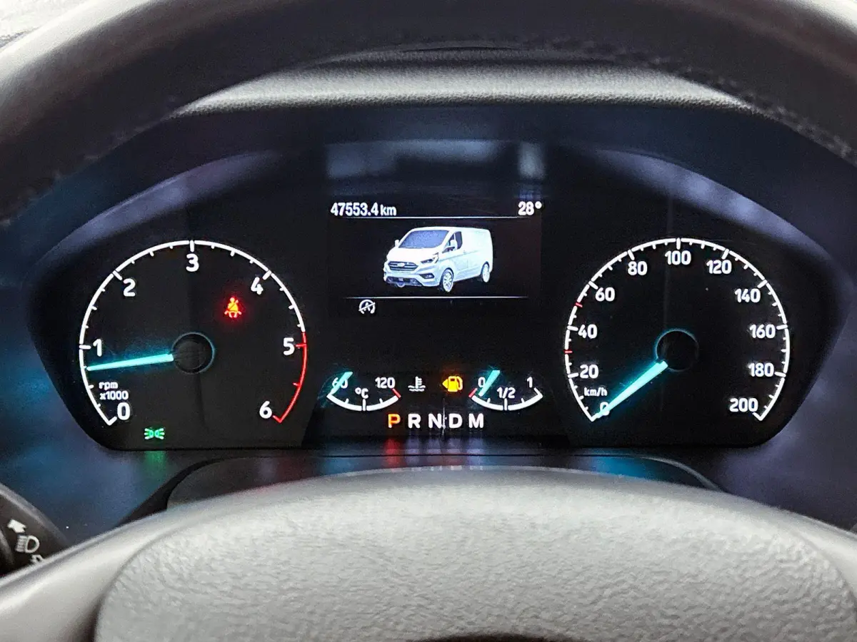 300 2.0 TDCI L2H1 Trend Automaat Airco Navigatie Cruisecontrol Camera Parkeersensoren Trekhaak