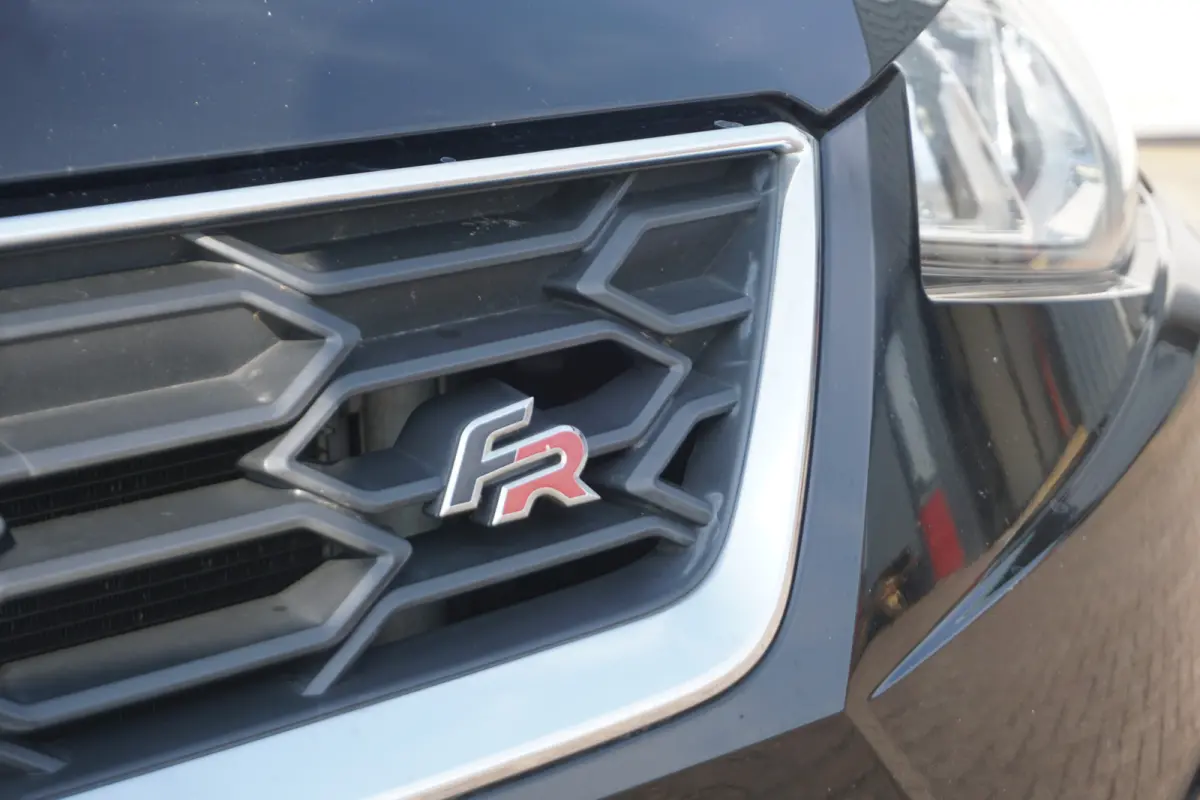1.0 TSI FR Intense | CAMERA | CARPLAY | NAVI | ECC | 18 INCH |