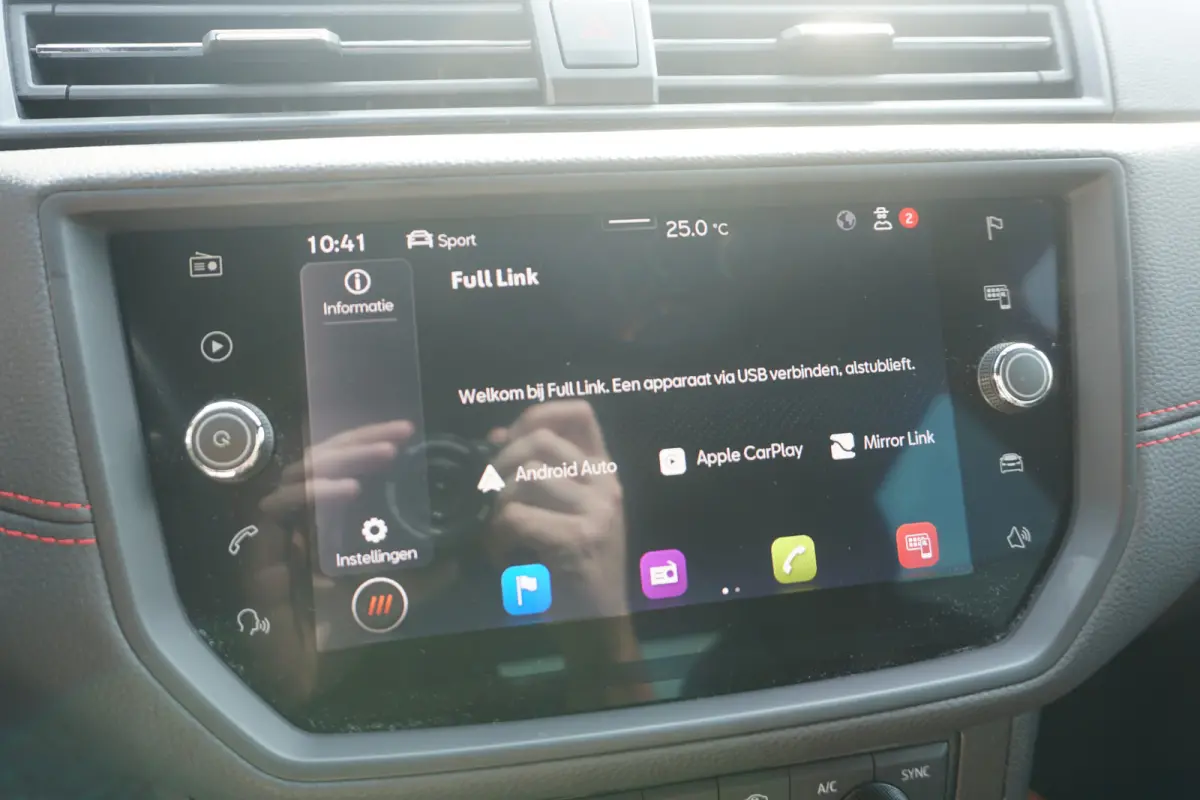 1.0 TSI FR Intense | CAMERA | CARPLAY | NAVI | ECC | 18 INCH |