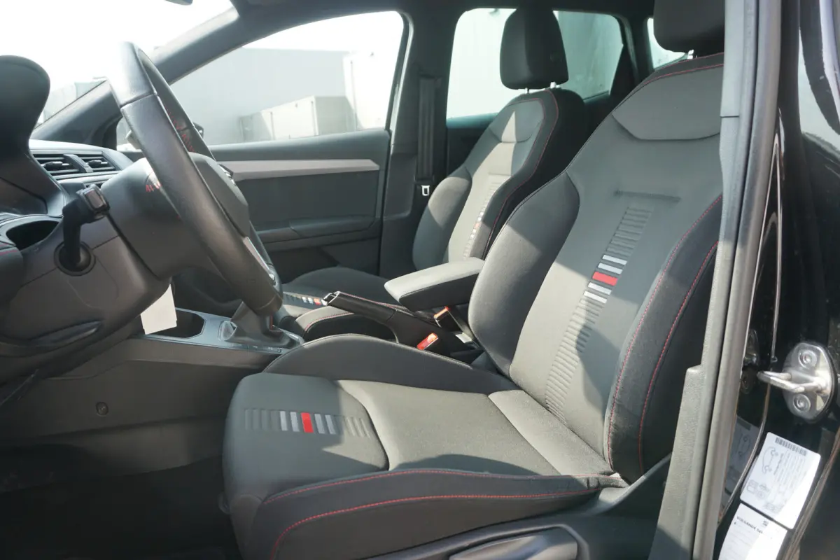 1.0 TSI FR Intense | CAMERA | CARPLAY | NAVI | ECC | 18 INCH |