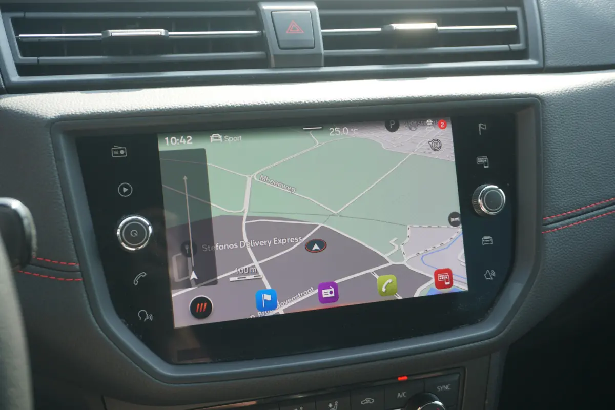 1.0 TSI FR Intense | CAMERA | CARPLAY | NAVI | ECC | 18 INCH |
