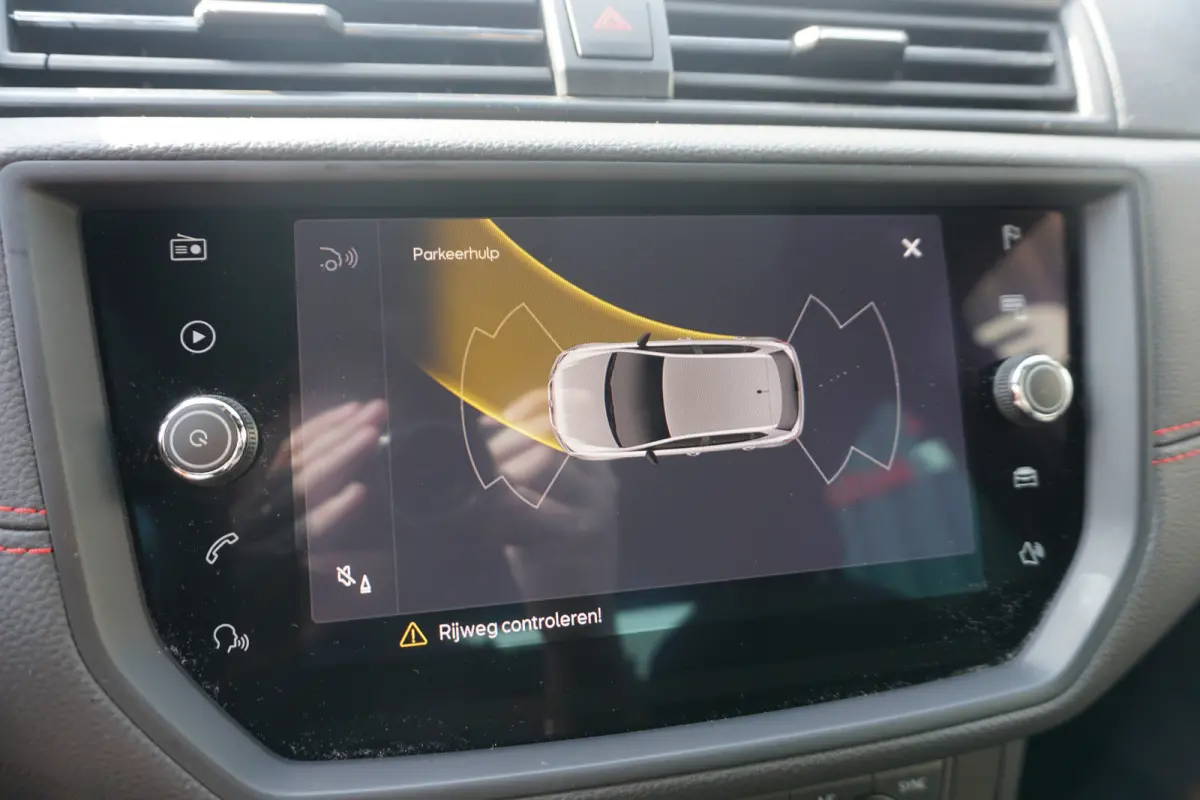 1.0 TSI FR Intense | CAMERA | CARPLAY | NAVI | ECC | 18 INCH |