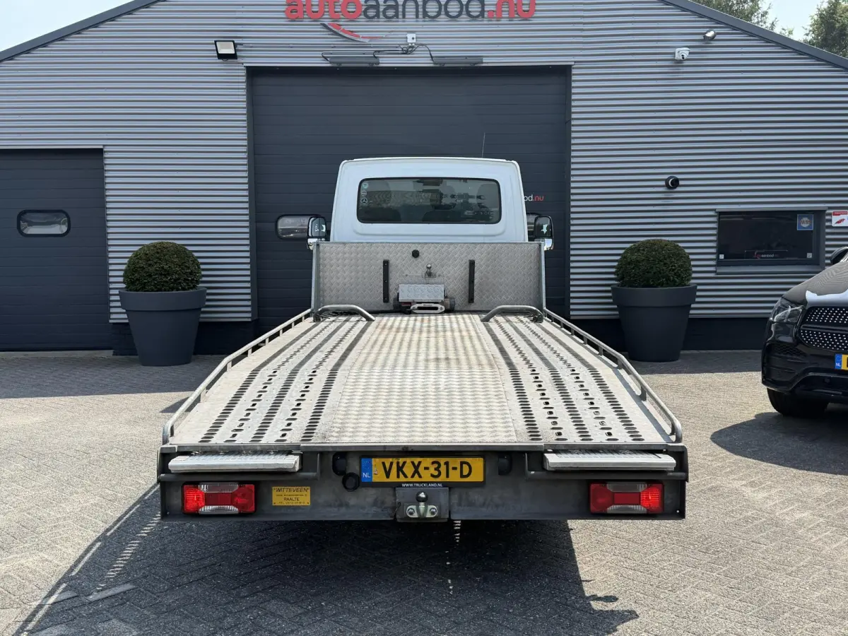 35C18H 3.0 410 Oprijwagen | 180 PK | Trekhaak | Dubbel Lucht | Tachograaf | Lier | DAB | Climate Control |