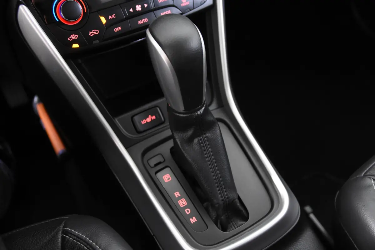 SX4 S.Cross Automaat *Navigatie*Leer*Panoramadak*Trekhaak*Stoelverwarming*