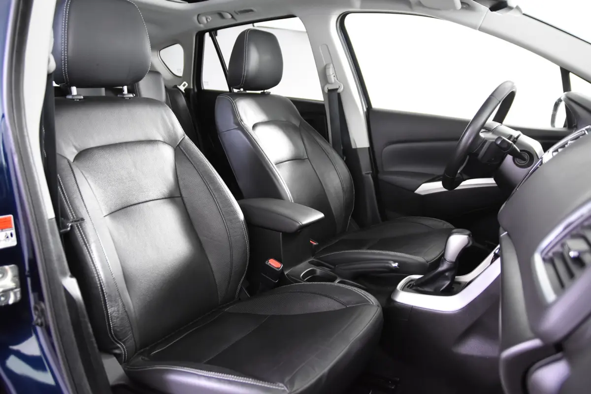 SX4 S.Cross Automaat *Navigatie*Leer*Panoramadak*Trekhaak*Stoelverwarming*