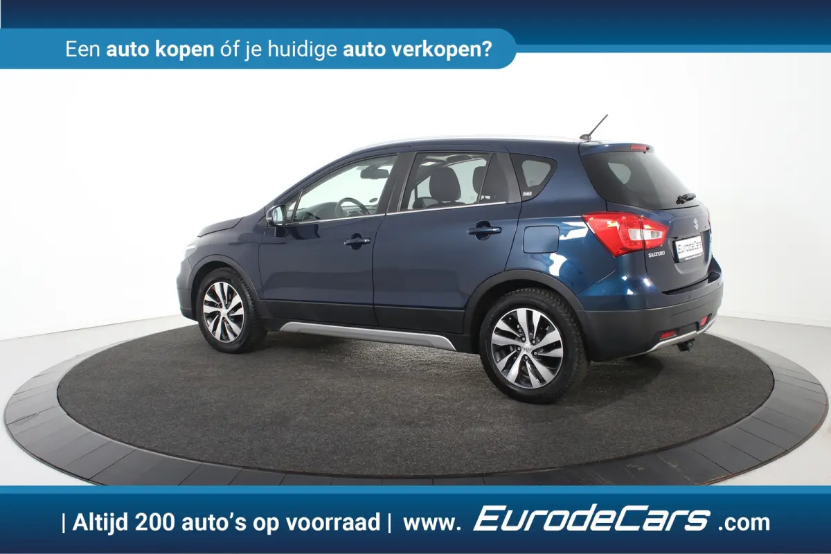 SX4 S.Cross Automaat *Navigatie*Leer*Panoramadak*Trekhaak*Stoelverwarming*