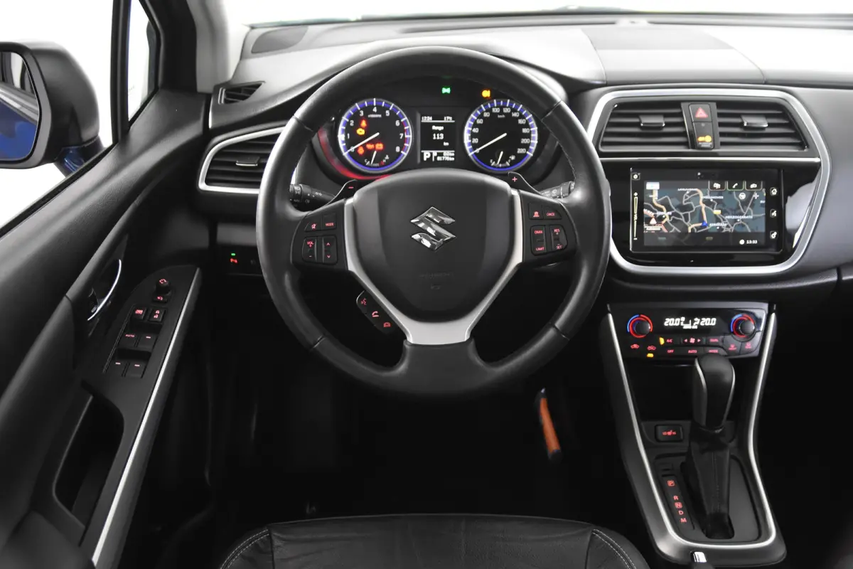 SX4 S.Cross Automaat *Navigatie*Leer*Panoramadak*Trekhaak*Stoelverwarming*