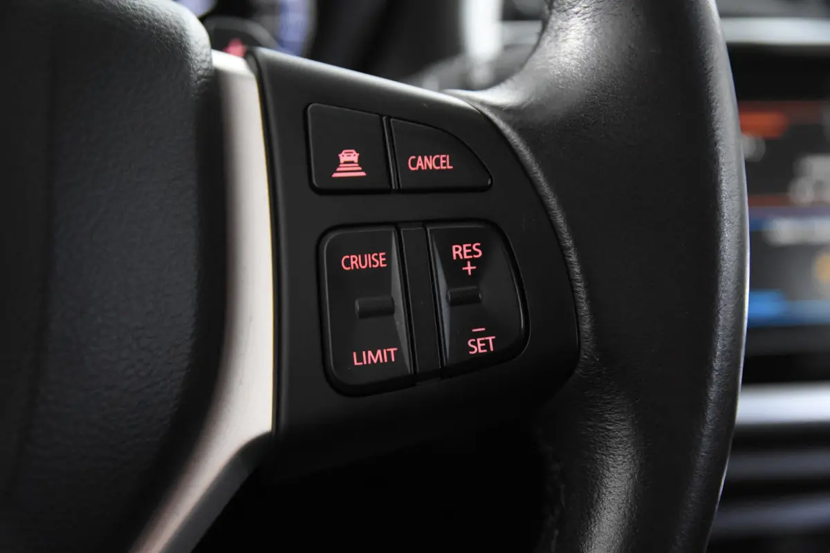 SX4 S.Cross Automaat *Navigatie*Leer*Panoramadak*Trekhaak*Stoelverwarming*