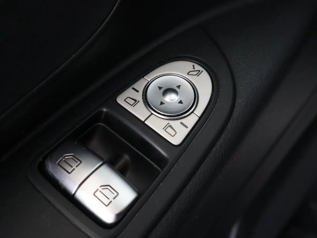 114 CDI L1