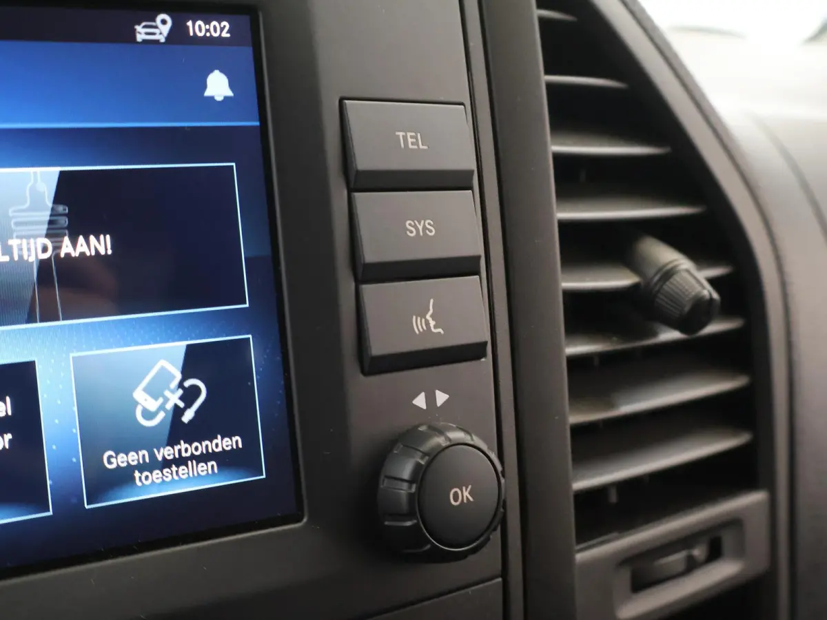 114 CDI L1 | Parkeerpakket met Achteruitrijcamera | Spiegelpakket | Klasse 3 Alarm | Stoelverwarming | Bestuurdersstoel Comfort | Cruisecontrol | Achterdeuren 270° | Certified |