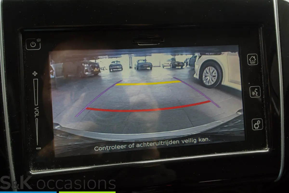 1.2 Style Hybrid ACC Apple Car Play Keyless