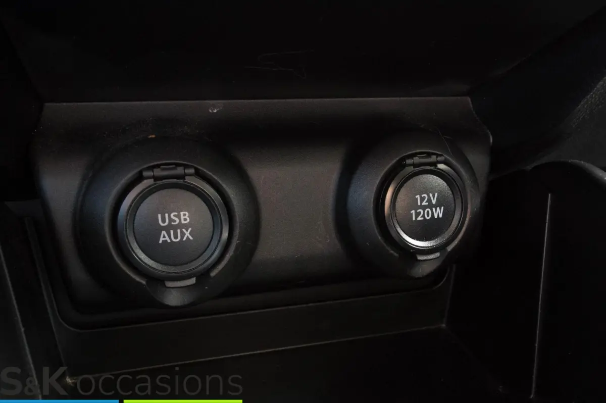 1.2 Style Hybrid ACC Apple Car Play Keyless