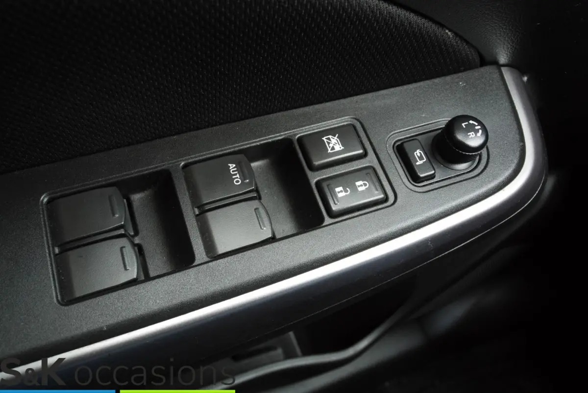 1.2 Style Hybrid ACC Apple Car Play Keyless