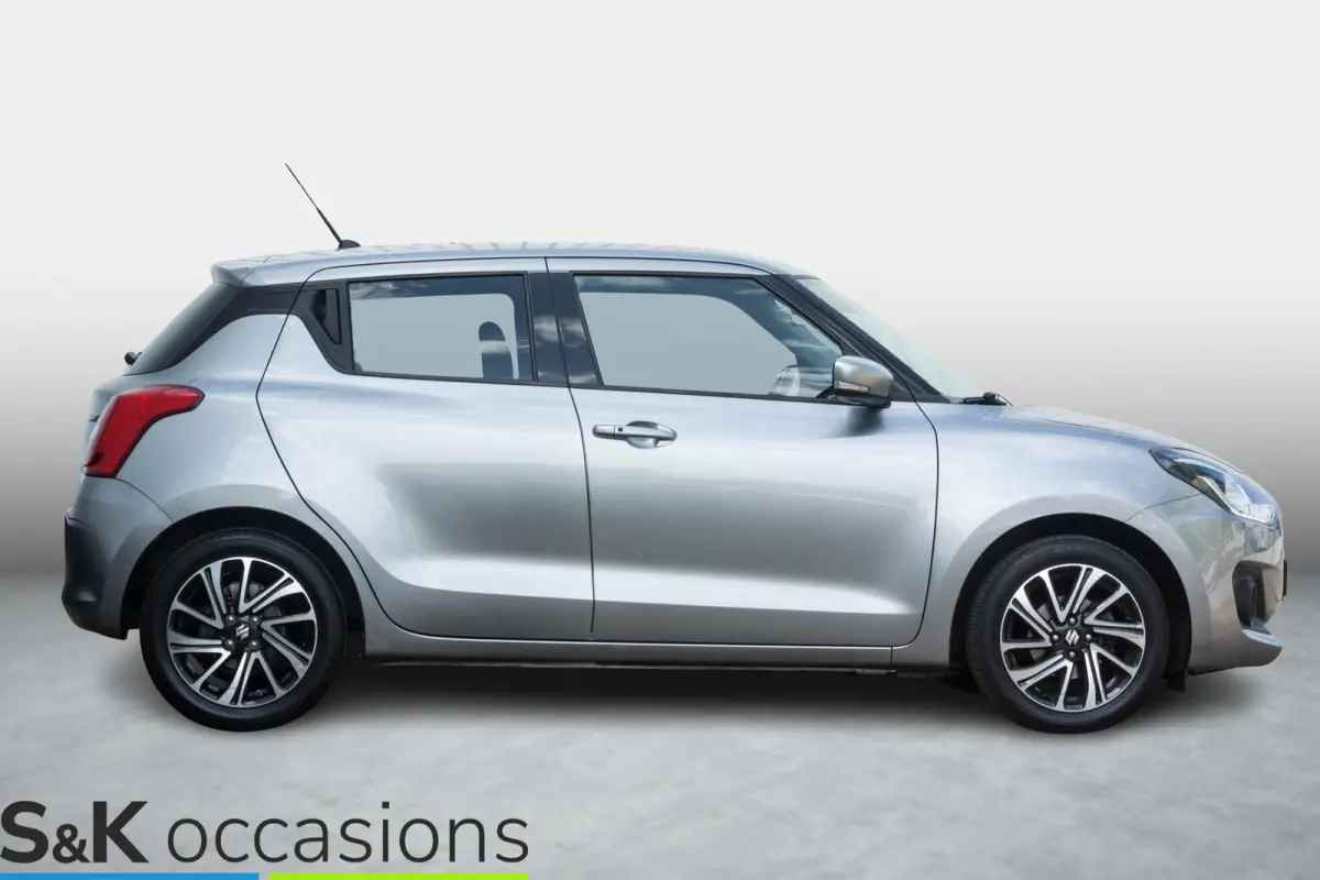 1.2 Style Hybrid ACC Apple Car Play Keyless