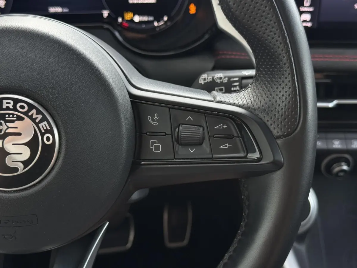 1.3T PHEV Veloce | Pano | 360° Cam | ACC