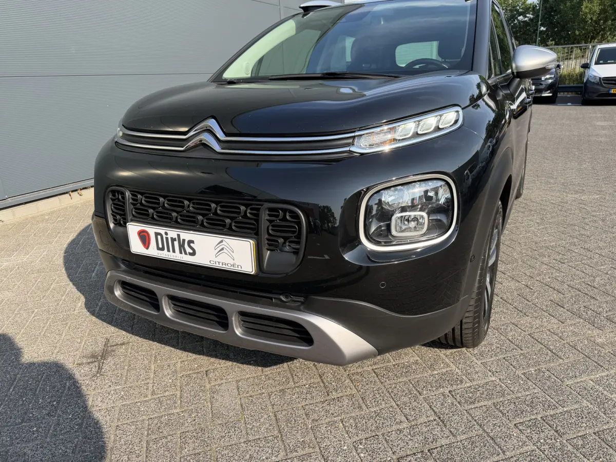 110pk Shine (Elektrisch Schuifdak - trekhaak - Camera - Parkeersensoren V+A - Automatische Airco - Navigatie - Apple carplay)