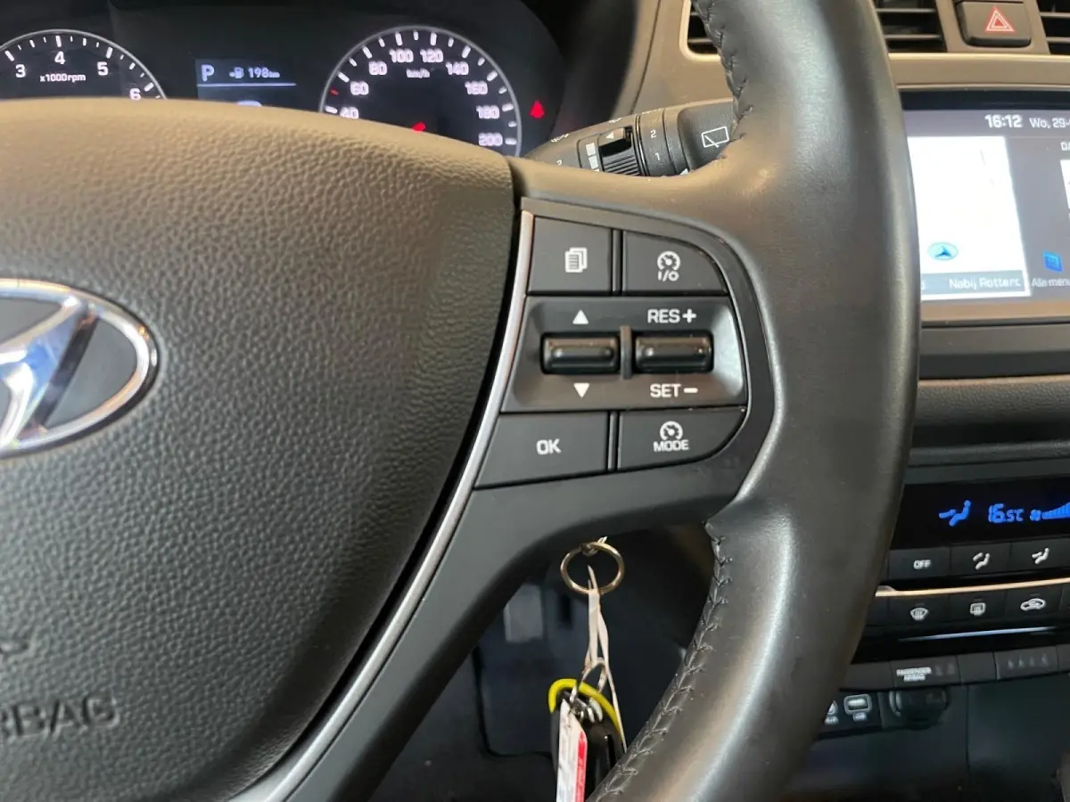 1.0 T-GDI Comfort | Automaat | Cruise Control | Climate Control | Camera | Navigatie | LM Velgen |