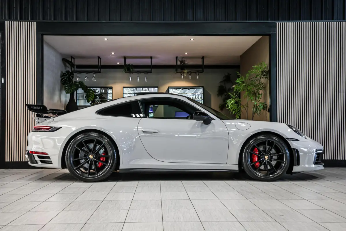 3.0 Carrera S| Techart | Akrapovic | Pano | Chrono