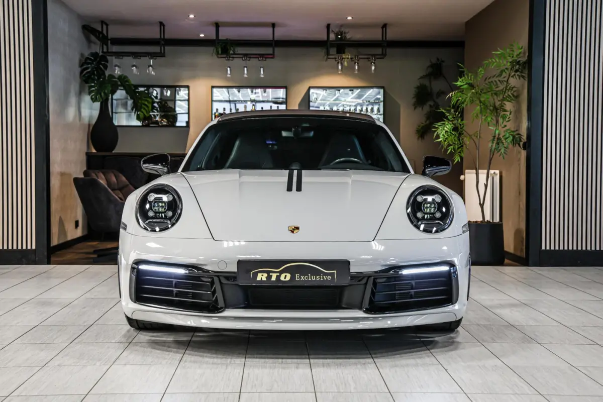 3.0 Carrera S| Techart | Akrapovic | Pano | Chrono