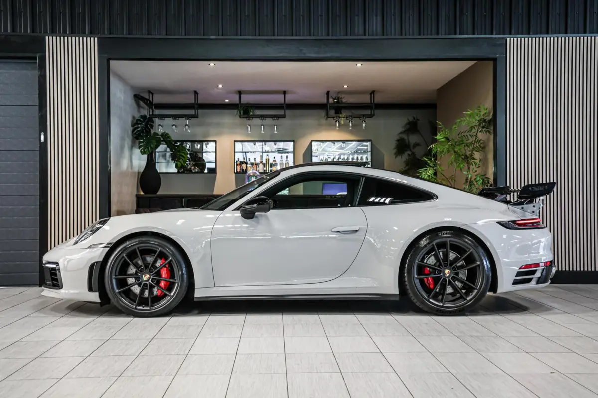 3.0 Carrera S| Techart | Akrapovic | Pano | Chrono