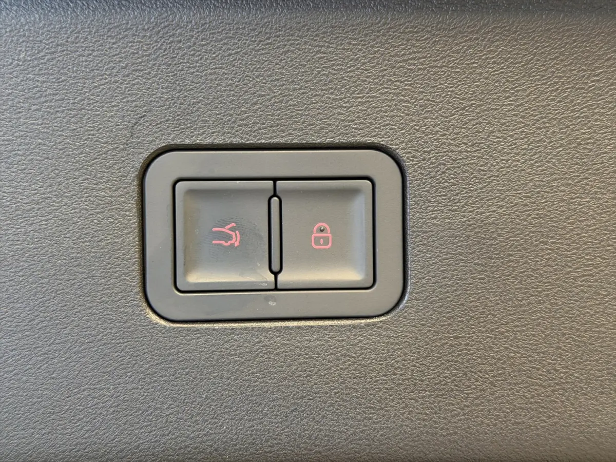 1.5 DM-i Comfort|Pano|360|19kWh|6 jr garantie|100km wltp