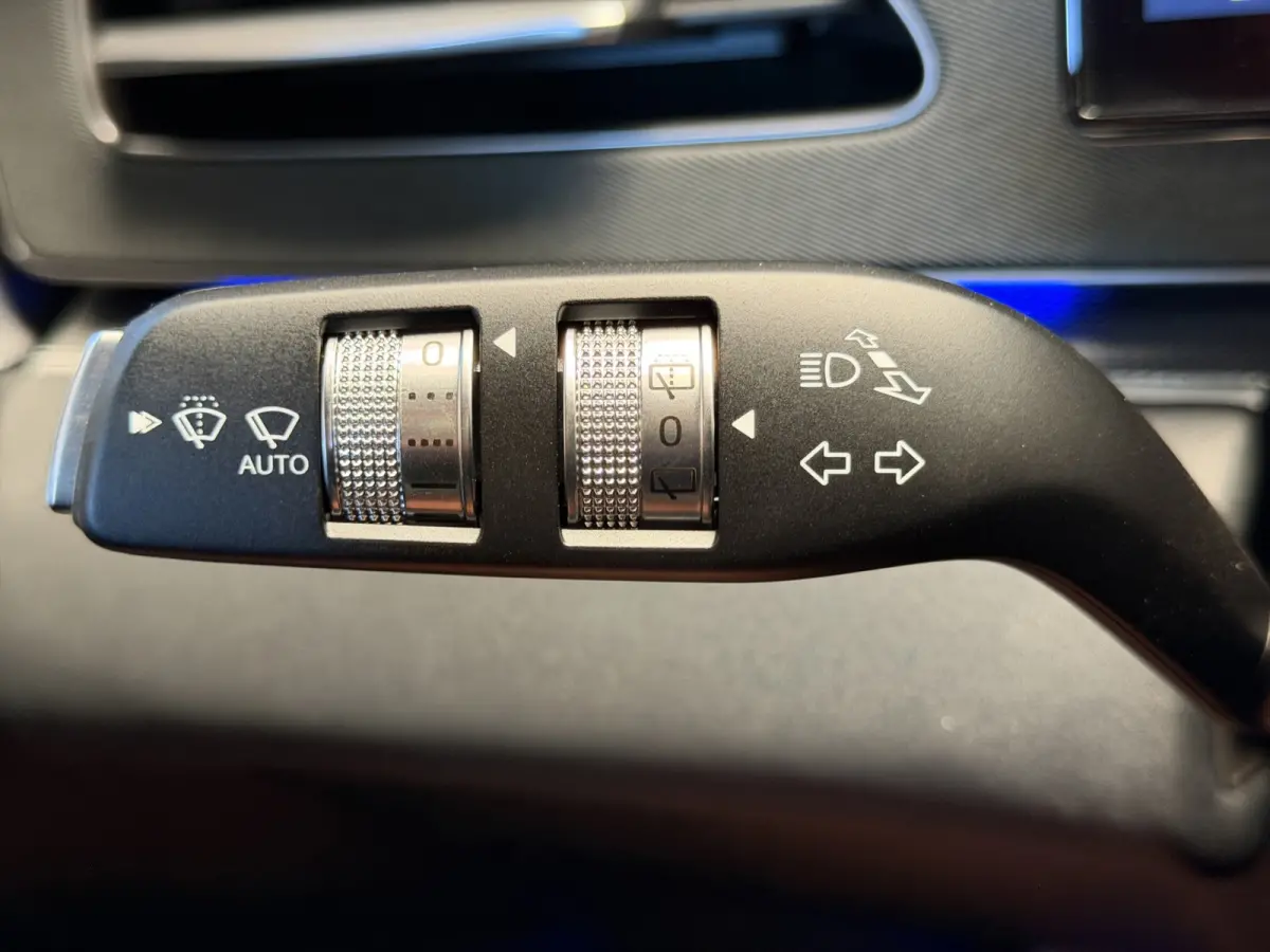 1.5 DM-i Comfort|Pano|360|19kWh|6 jr garantie|100km wltp