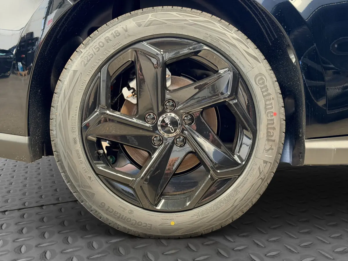 1.5 DM-i Comfort|Pano|360|19kWh|6 jr garantie|100km wltp