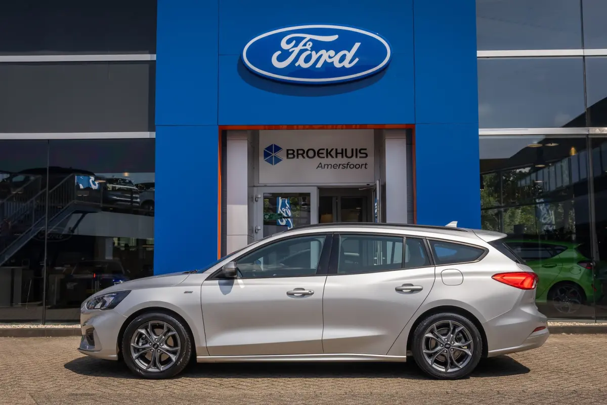 1.0 EcoBoost ST Line Business | Apple Carplay/Android Auto | Cruise control | lane Assist | Parkeersensoren Voor / Achter | Airco automatisch | Airco (automatisch) | Apple Carplay/Android Au