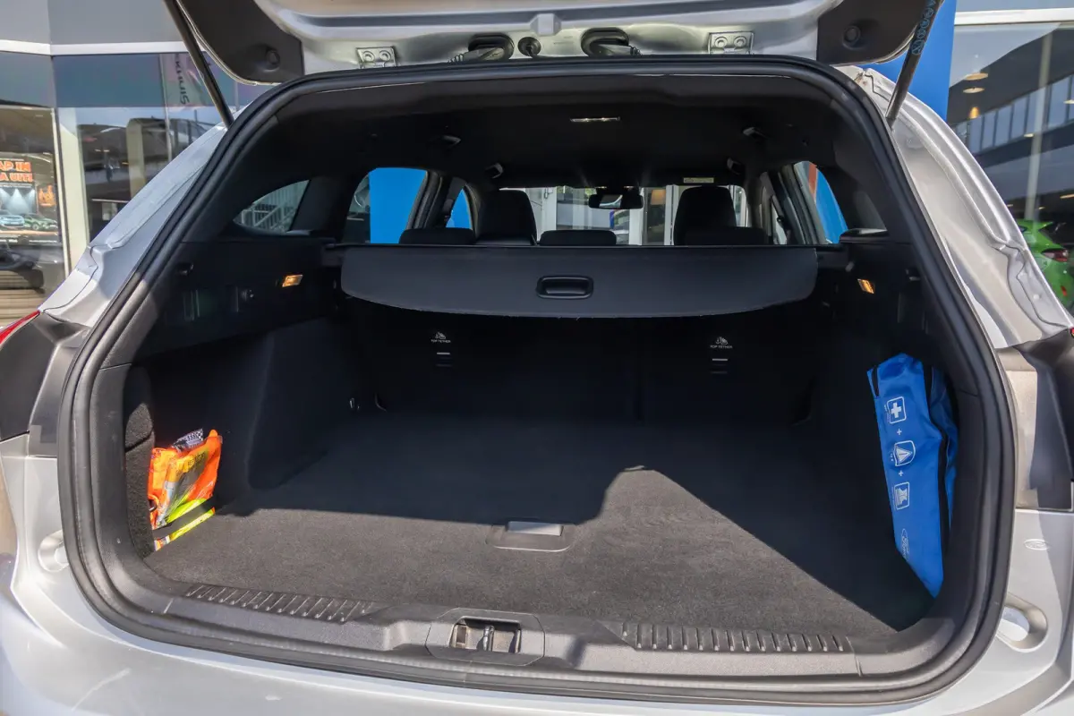 1.0 EcoBoost ST Line Business | Apple Carplay/Android Auto | Cruise control | lane Assist | Parkeersensoren Voor / Achter | Airco automatisch | Airco (automatisch) | Apple Carplay/Android Au