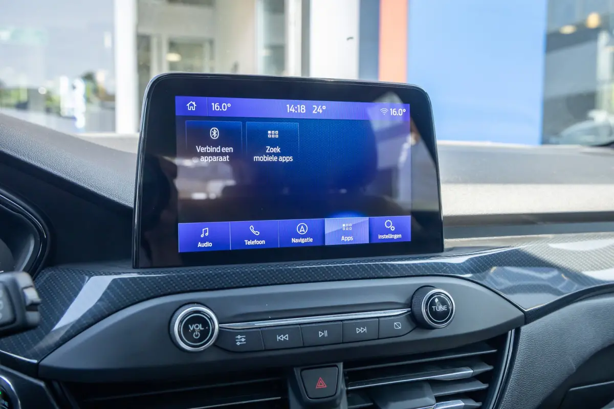 1.0 EcoBoost ST Line Business | Apple Carplay/Android Auto | Cruise control | lane Assist | Parkeersensoren Voor / Achter | Airco automatisch | Airco (automatisch) | Apple Carplay/Android Au