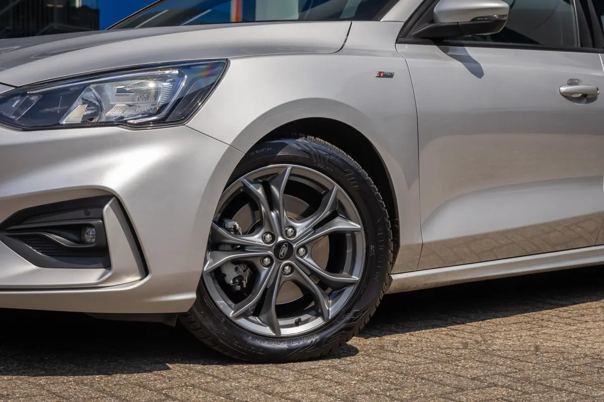 1.0 EcoBoost ST Line Business | Apple Carplay/Android Auto | Cruise control | lane Assist | Parkeersensoren Voor / Achter | Airco automatisch | Airco (automatisch) | Apple Carplay/Android Au