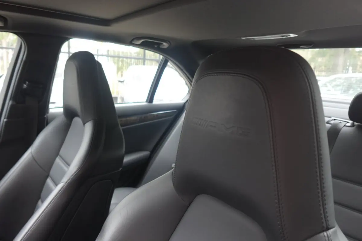 C63 AMG PANO NAVI LEDER VOL
