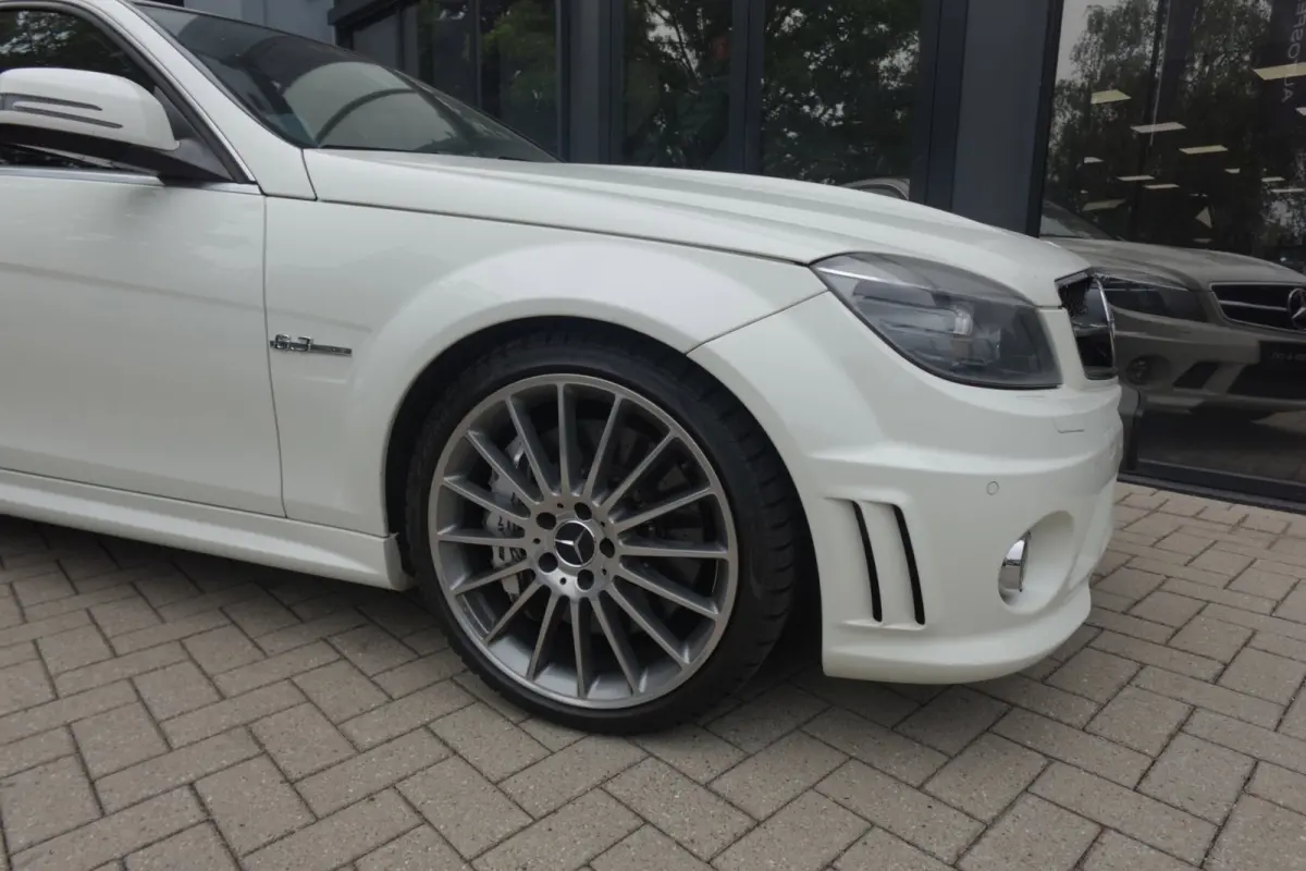 C63 AMG PANO NAVI LEDER VOL
