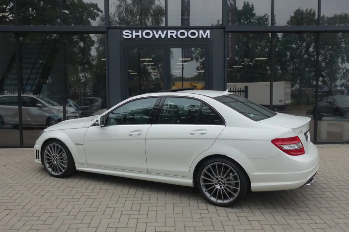 C63 AMG PANO NAVI LEDER VOL