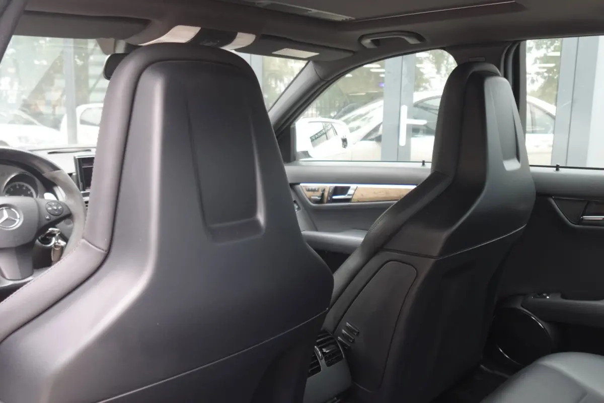 C63 AMG PANO NAVI LEDER VOL