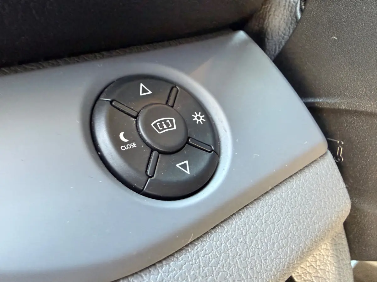 2.0 BlueHDI 180pk automaat XL Club, CarPlay, HUD, KeyLess, Trekhaak, Clima,