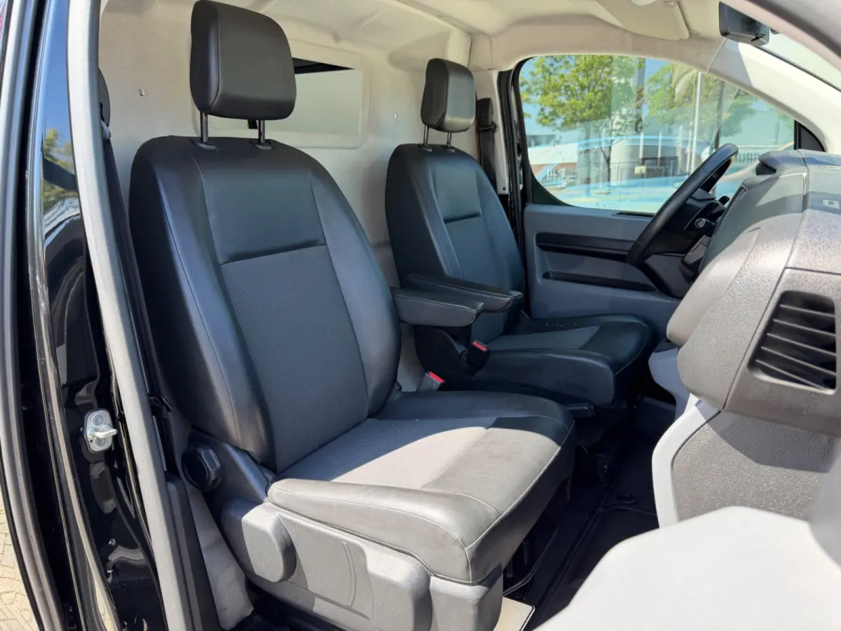 2.0 BlueHDI 180pk automaat XL Club, CarPlay, HUD, KeyLess, Trekhaak, Clima,