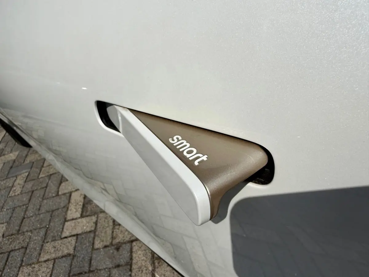 Launch Edition, NAP, limited 1 of 1000, 66 kWh