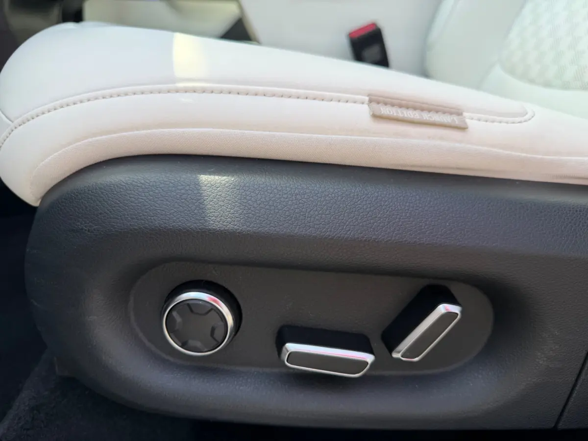 Launch Edition, NAP, limited 1 of 1000, 66 kWh
